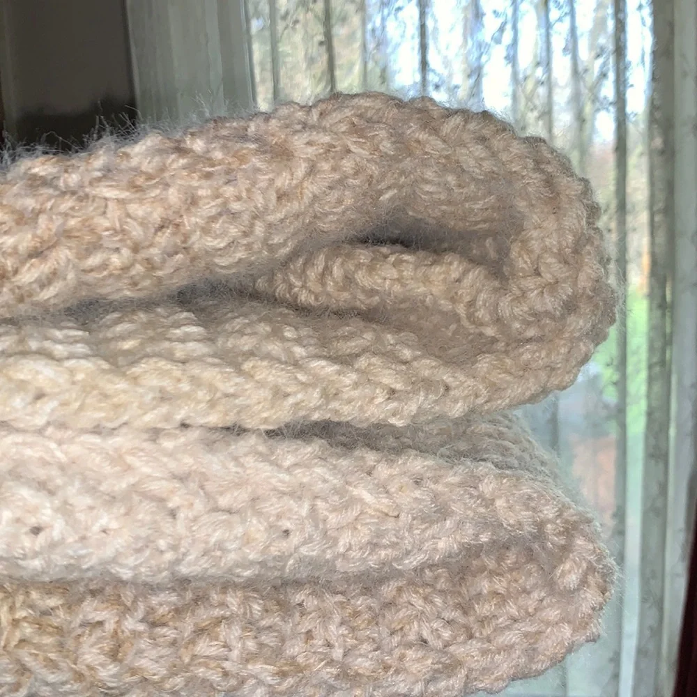 Soft Double Threaded Ombré Handmade Crochet Throw Blanket with Two Ribs - Picture 3 of 17